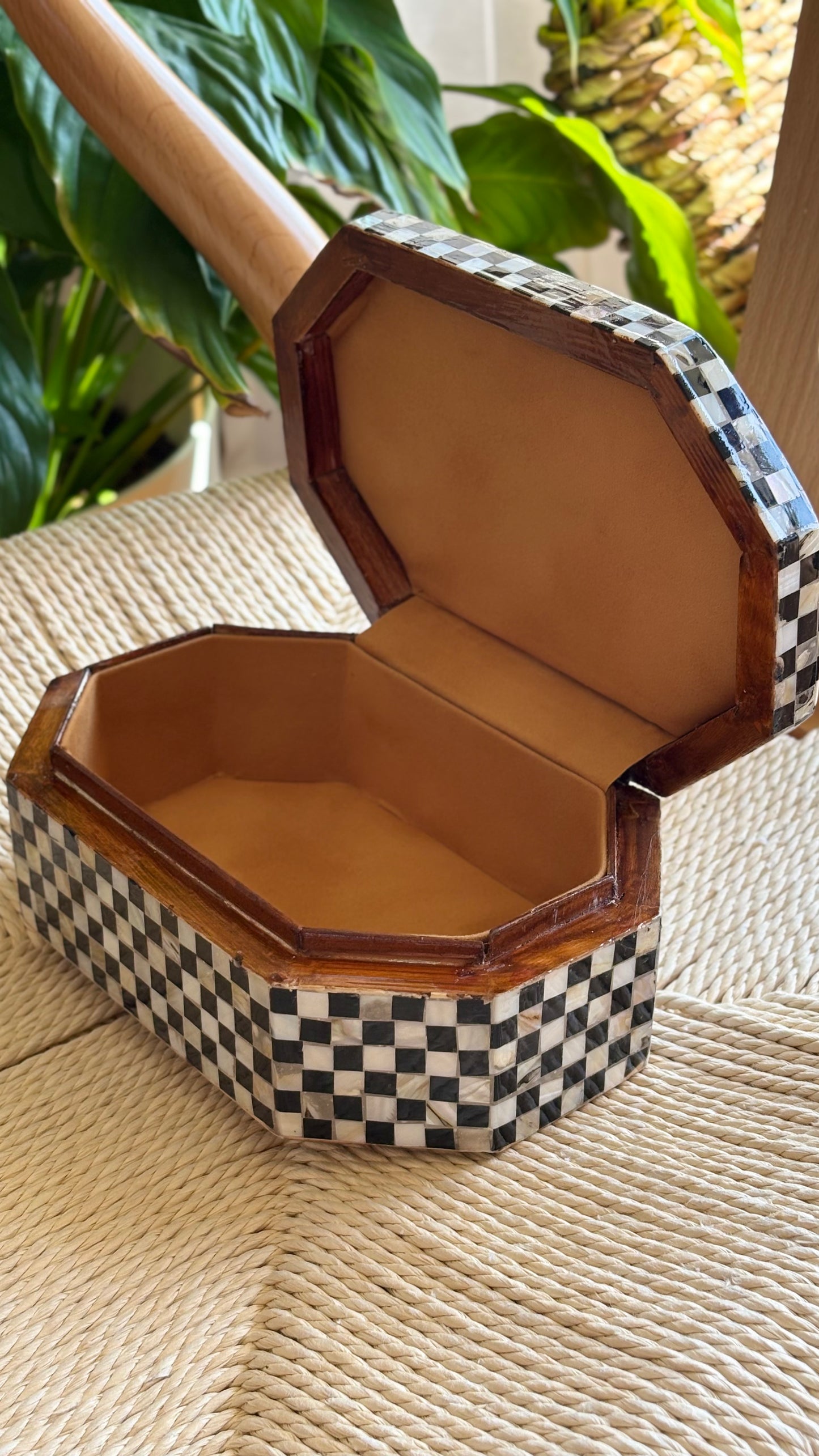 Monaco Checkerboard Shell Box