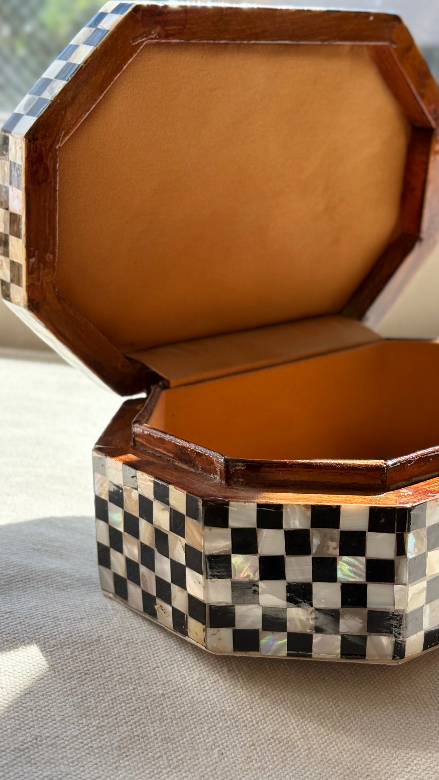 Monaco Checkerboard Shell Box