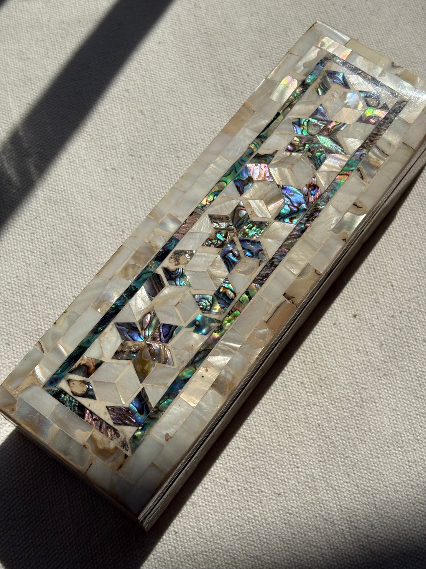 The Empress Scroll Box